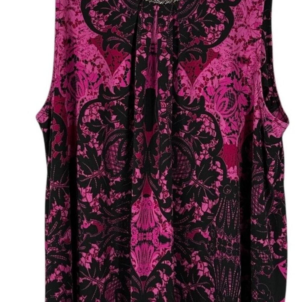 Alfani Woman Black and Deep Pink Embellished Collar Top Size 2X - Picture 4 of 4